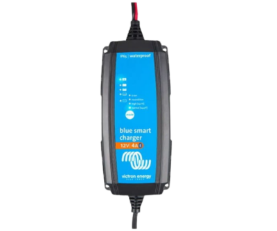 Ładowarka Blue Smart IP65 DC 230V 12/4 (1)