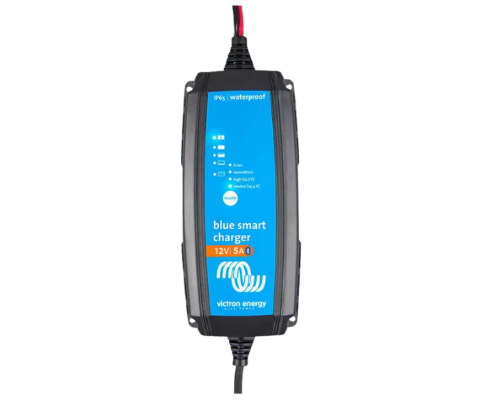 Ładowarka Blue Smart IP65 DC 230V 12/5 (1)