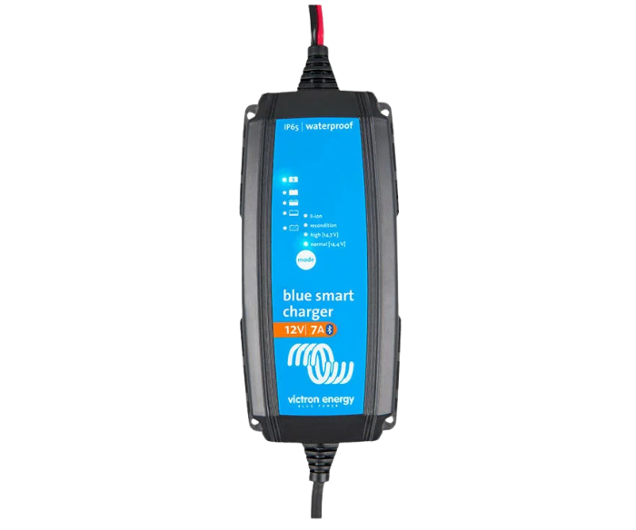 Ładowarka Blue Smart IP65 DC 230V 12/7 (1)