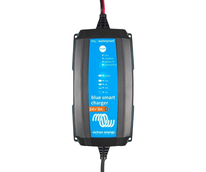 Ładowarka Blue Smart IP65 DC 230V 24/8 (1)