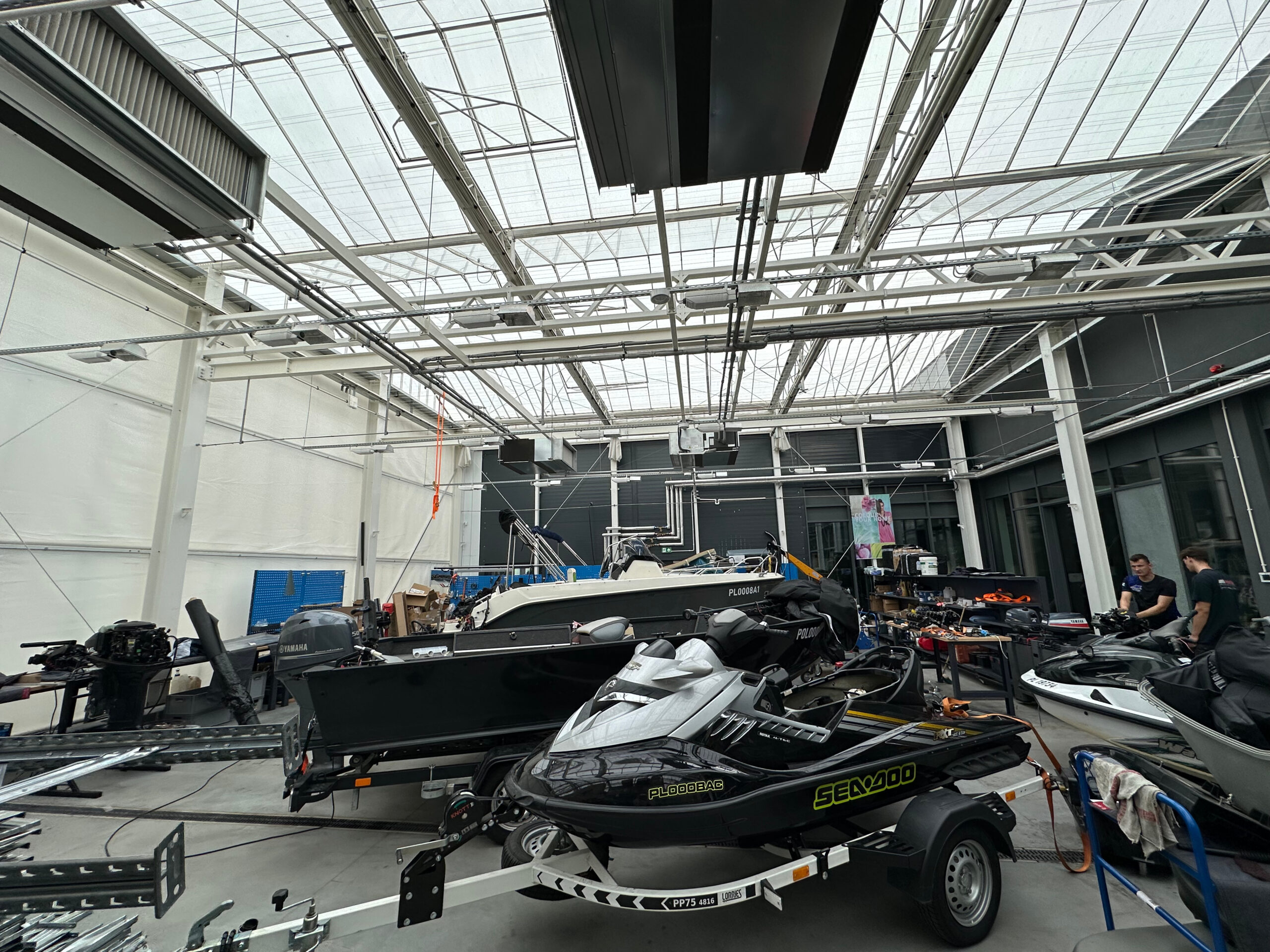 da5bdd69 750d 49ee 9efa f03b6ba0e3a3 scaled - X-Boats Wypożyczalnia Łodzi Motorowych Augustów, Sklep Silniki zaburtowe, Serwis Silników Zaburtowych