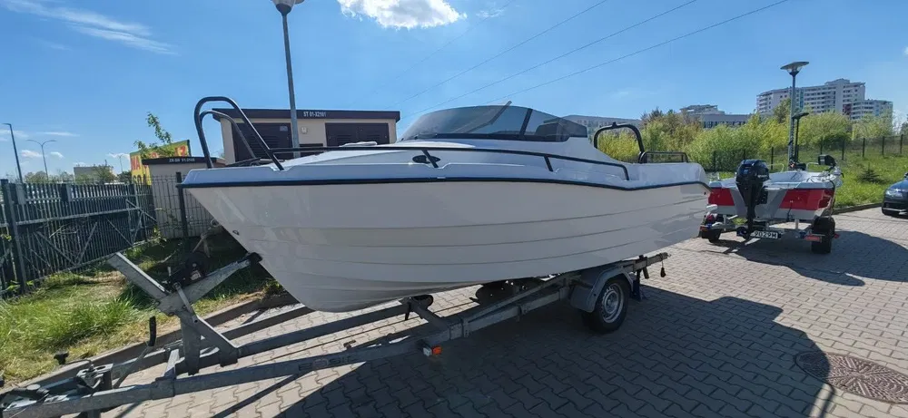 Łódź rekreacyjna Lakeman 540 GT Honda 115 produkcja 2024 - obrazek 8