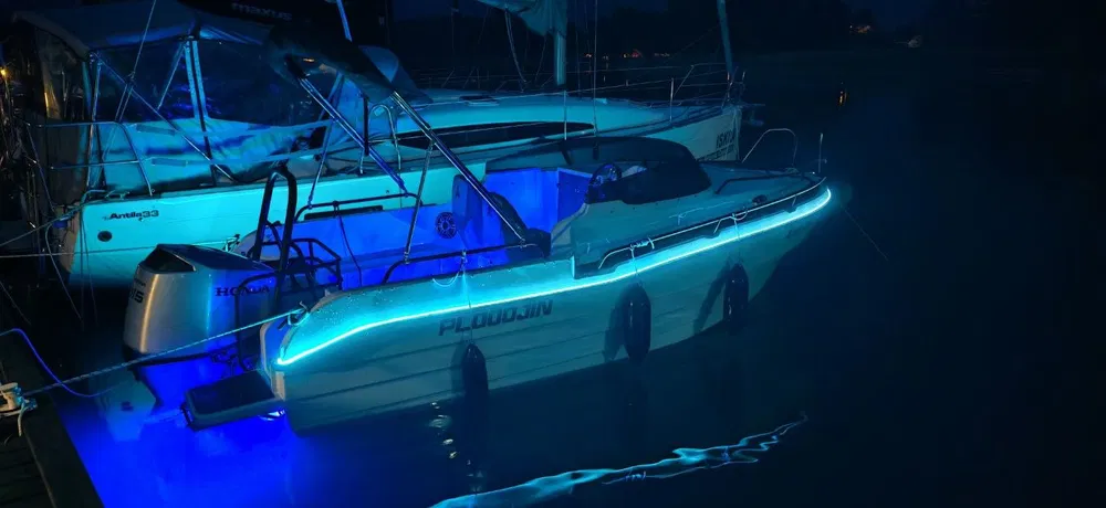 Łódź rekreacyjna Lakeman 540 GT Honda 115 produkcja 2024 - obrazek 4
